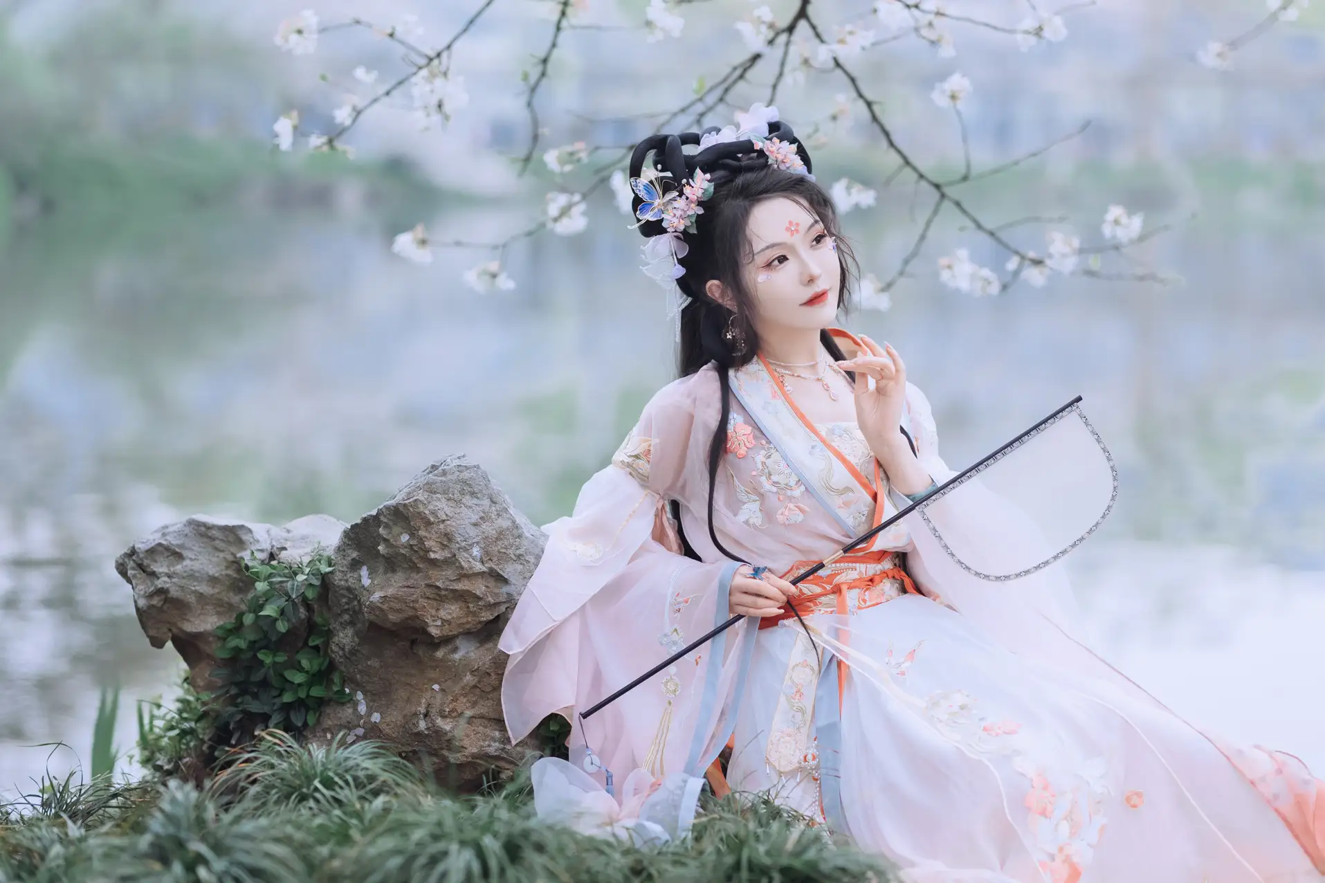 [YITUYU] 2022.06.24 Vol.1273 – Cherry blossom viewing in early spring Lulu haley#[43P]-10