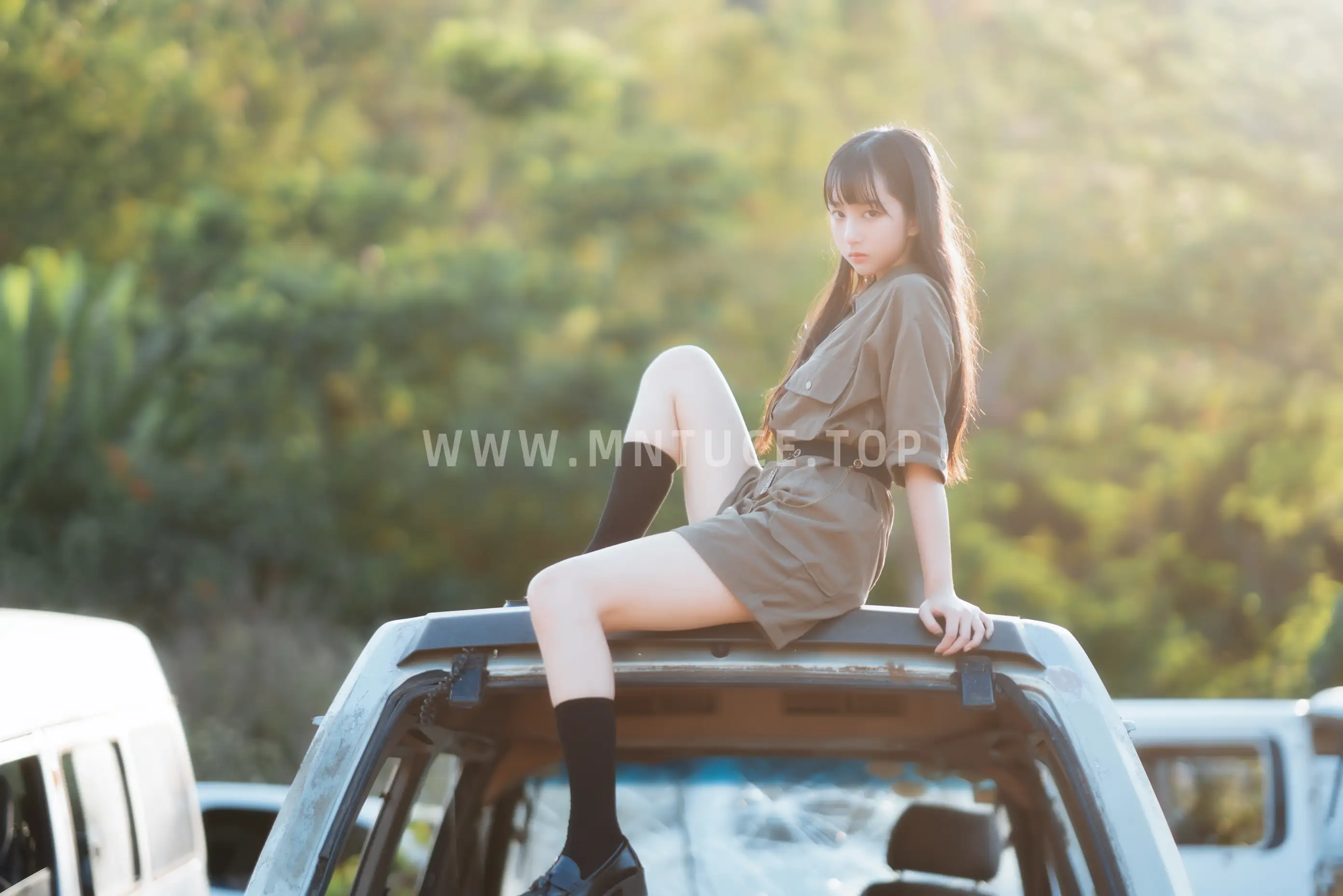 [YITUYU] 2022.05.23 Vol.0959 – Abandoned Car Park Lu Lu Yu Luo Zi#[31P]-14