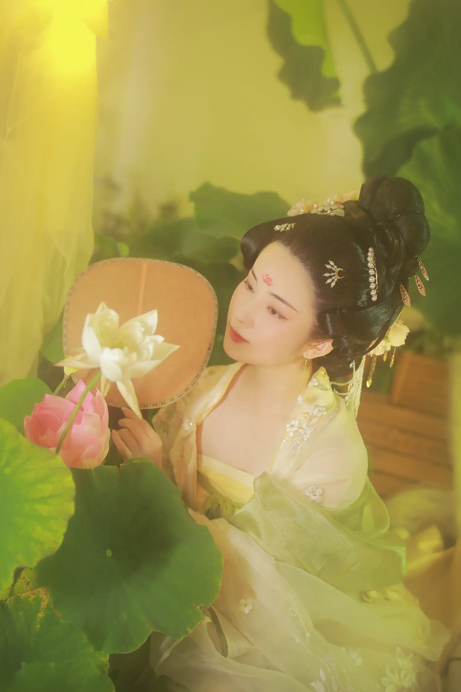 [YITUYU] 2022.09.09 Vol.1912 – Yun Xiang Clothes and Flowers Xiang Rong Ye Qingqiu#[32P]-32